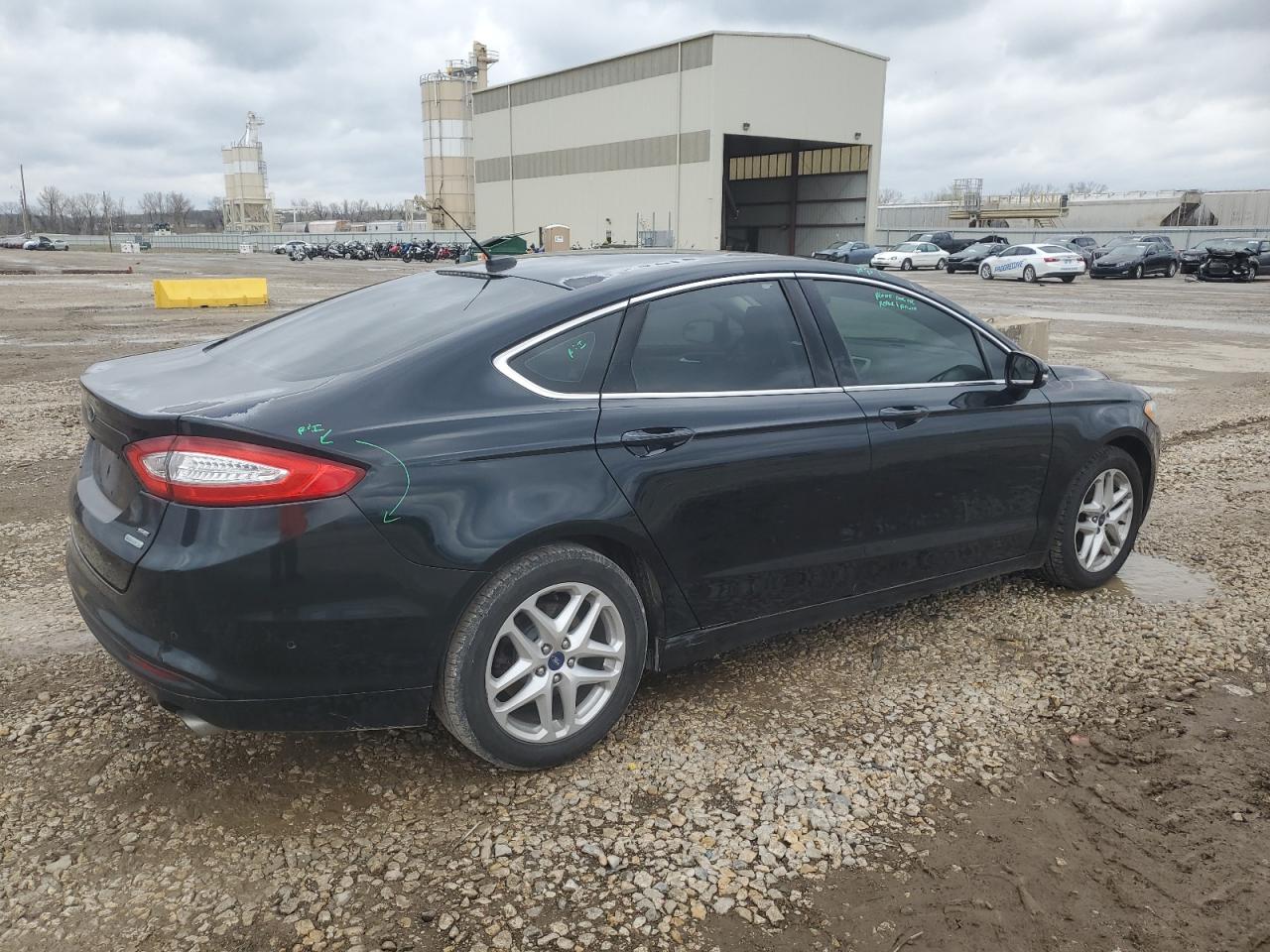 Photo 2 VIN: 3FA6P0HD9ER207514 - FORD FUSION 