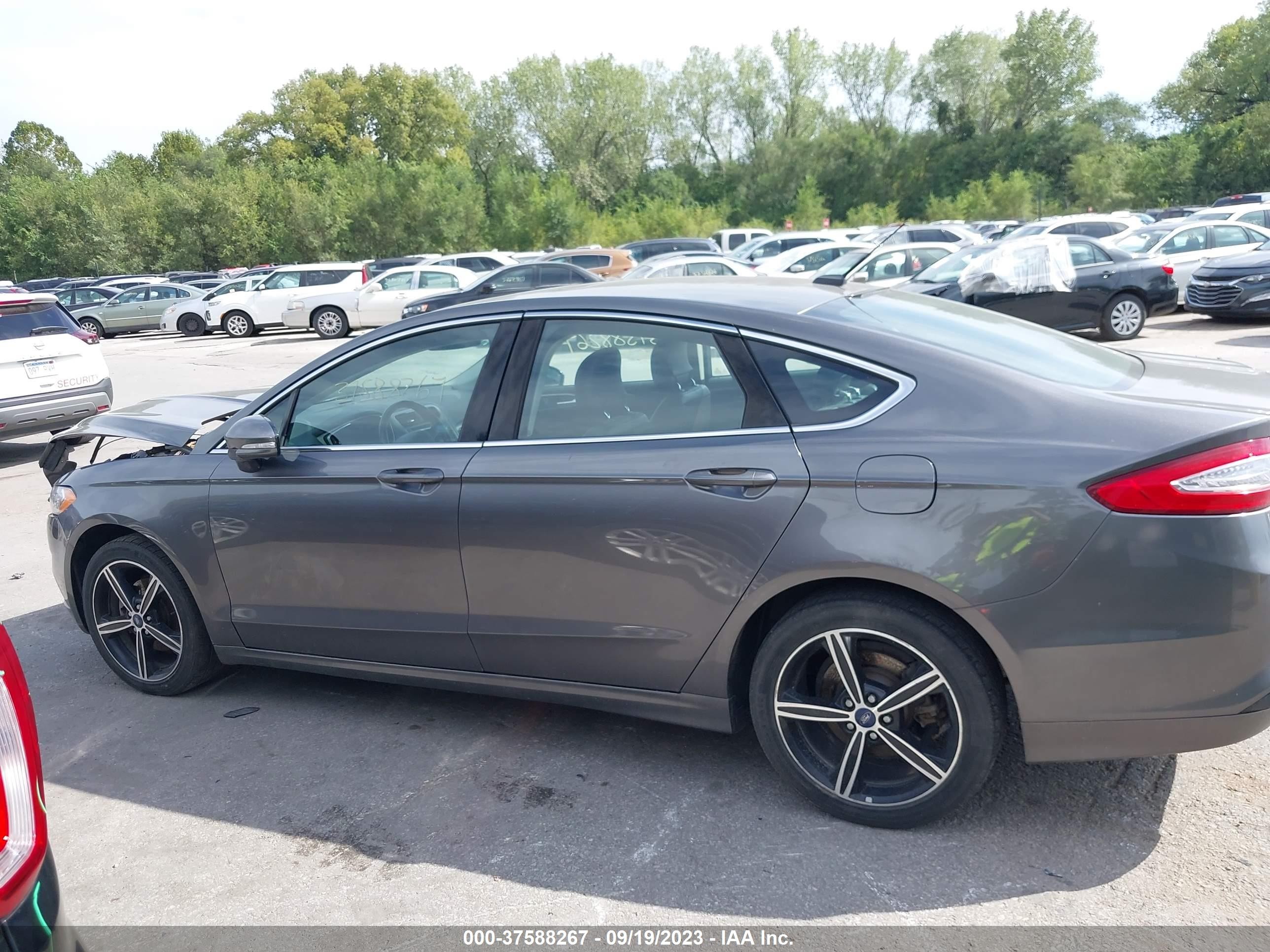 Photo 13 VIN: 3FA6P0HD9ER267227 - FORD FUSION 