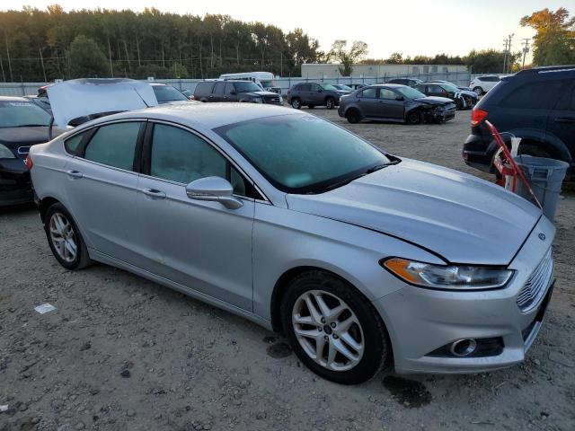 Photo 3 VIN: 3FA6P0HD9ER348258 - FORD FUSION 