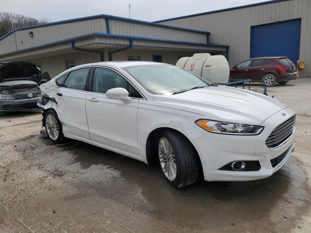 Photo 3 VIN: 3FA6P0HD9FR125459 - FORD FUSION SE 