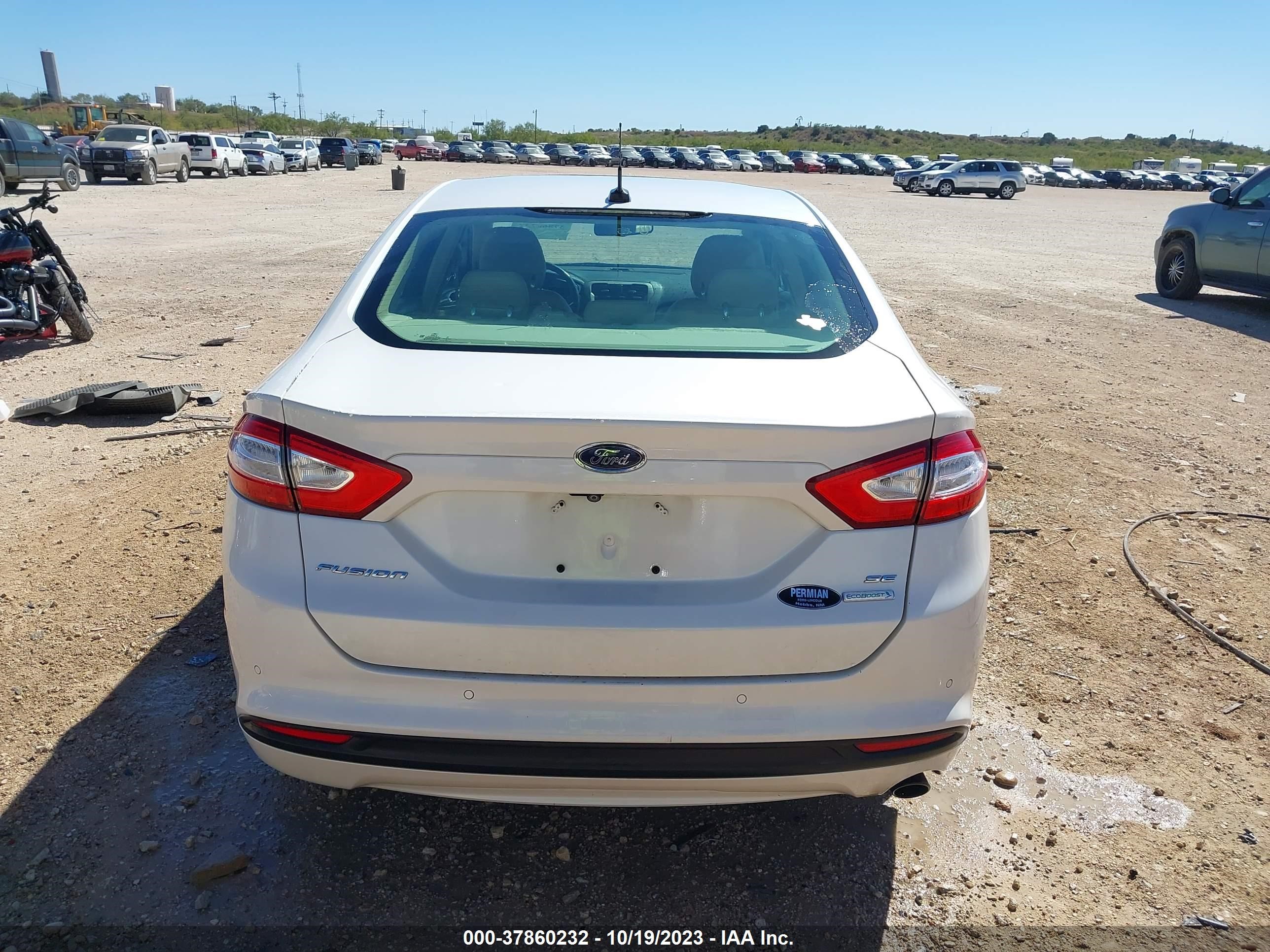 Photo 15 VIN: 3FA6P0HD9FR127826 - FORD FUSION 