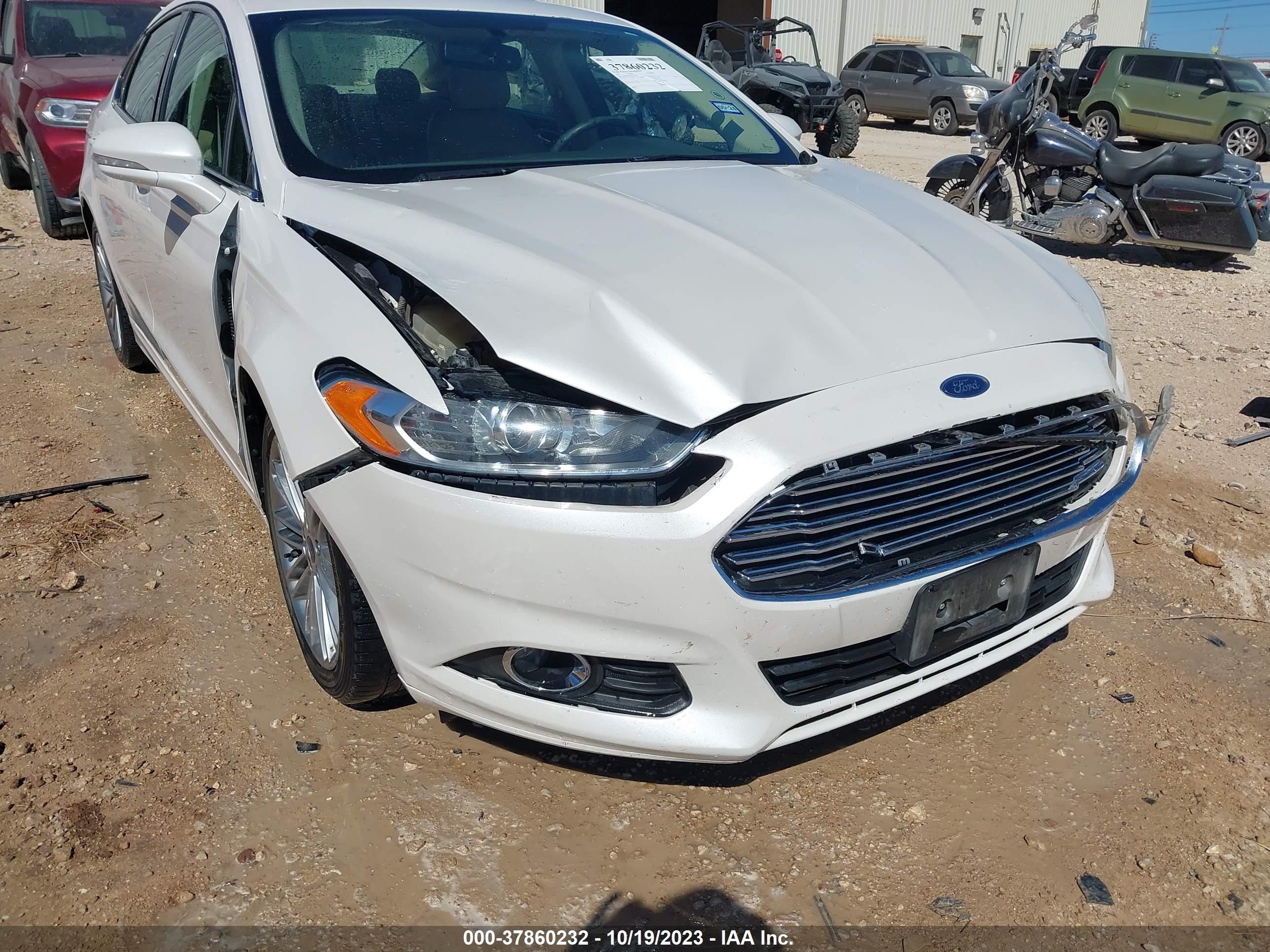 Photo 5 VIN: 3FA6P0HD9FR127826 - FORD FUSION 