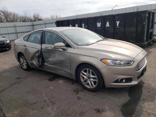 Photo 3 VIN: 3FA6P0HD9FR227635 - FORD FUSION SE 