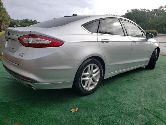 Photo 2 VIN: 3FA6P0HD9FR237789 - FORD FUSION SE 