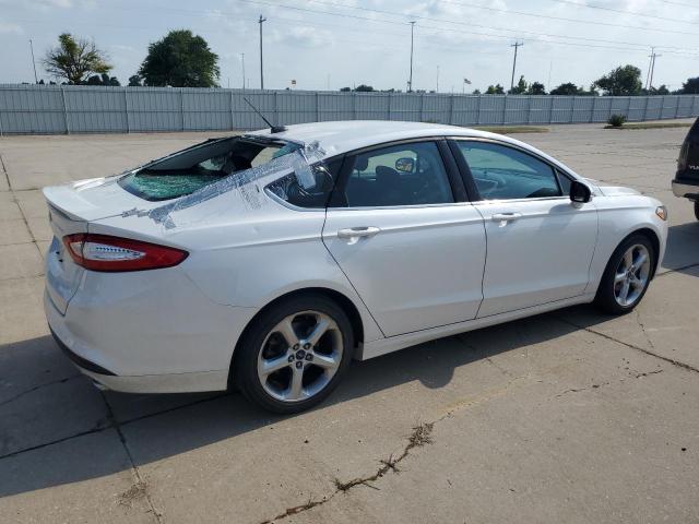 Photo 2 VIN: 3FA6P0HD9GR124376 - FORD FUSION SE 