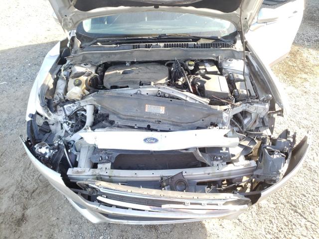 Photo 6 VIN: 3FA6P0HD9GR130002 - FORD FUSION SE 