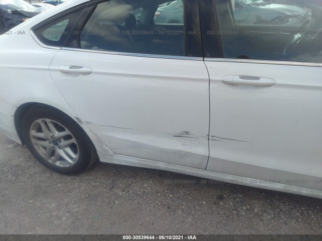 Photo 5 VIN: 3FA6P0HD9GR261124 - FORD FUSION 