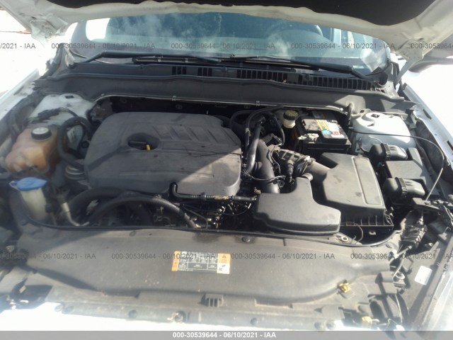 Photo 9 VIN: 3FA6P0HD9GR261124 - FORD FUSION 