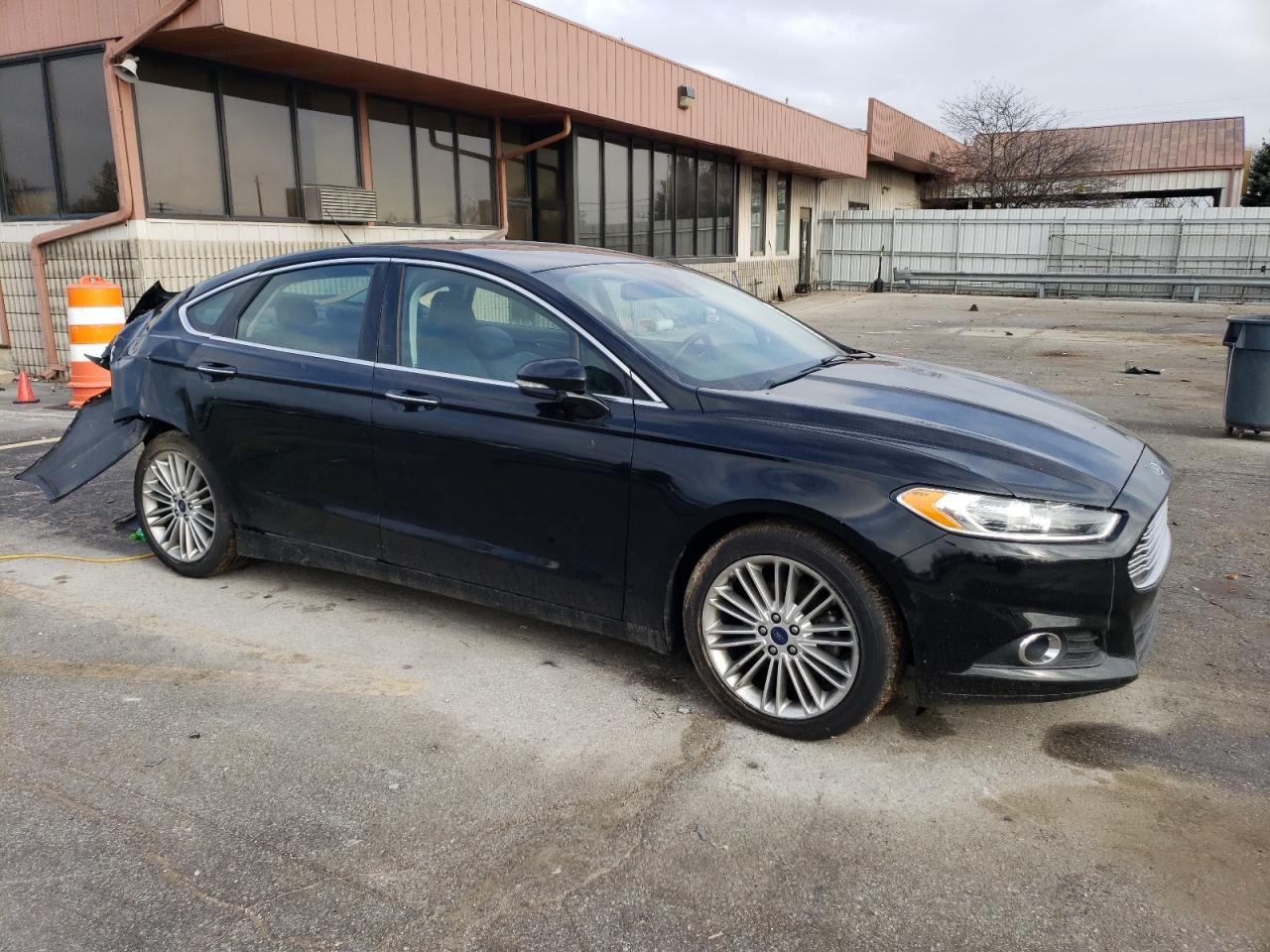 Photo 3 VIN: 3FA6P0HD9GR289375 - FORD FUSION 