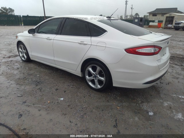 Photo 2 VIN: 3FA6P0HD9GR324898 - FORD FUSION 