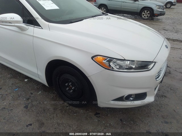 Photo 5 VIN: 3FA6P0HD9GR324898 - FORD FUSION 