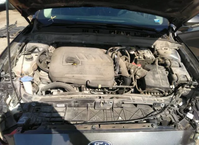 Photo 9 VIN: 3FA6P0HD9GR403956 - FORD FUSION 