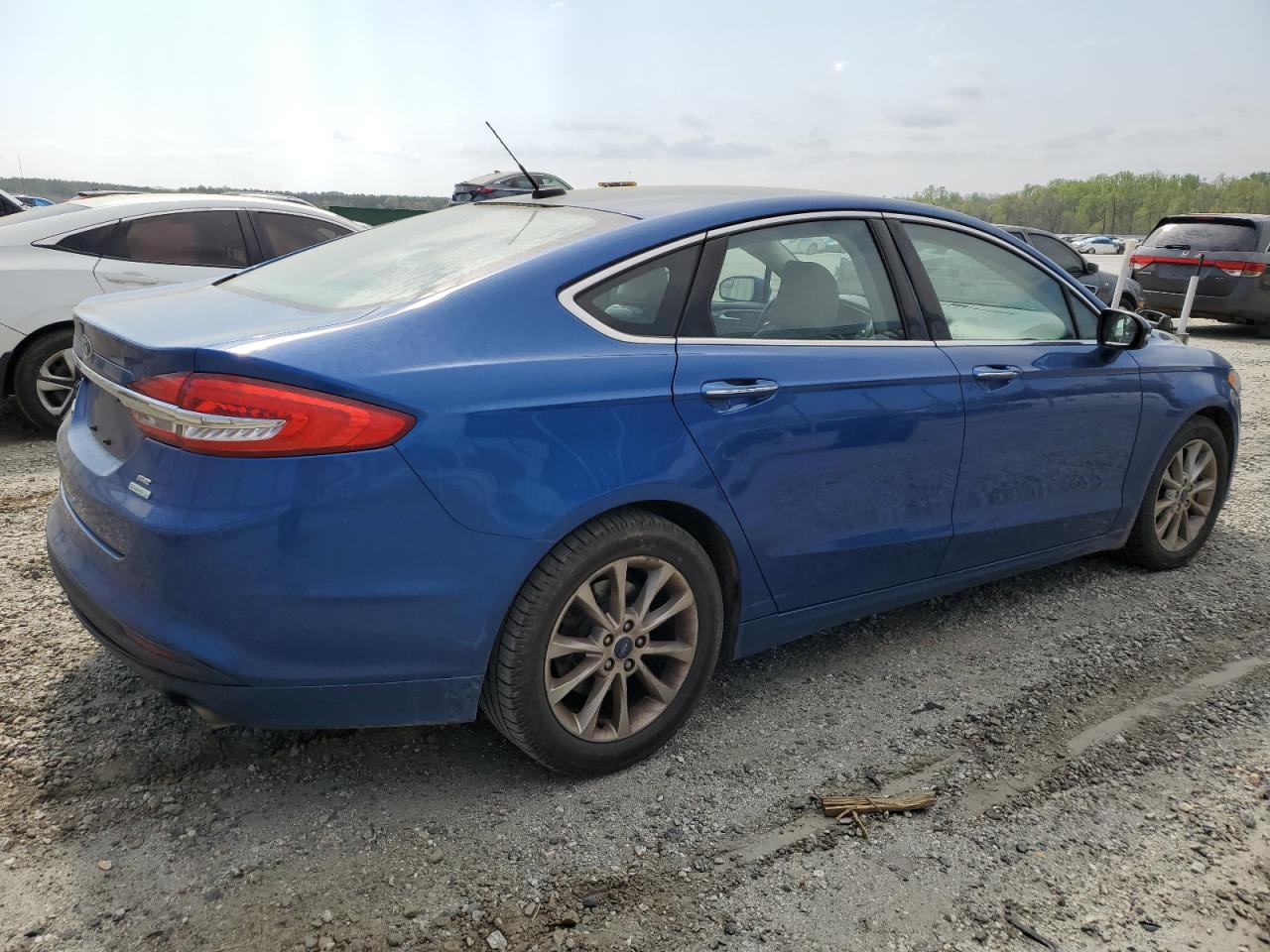 Photo 2 VIN: 3FA6P0HD9HR114240 - FORD FUSION 