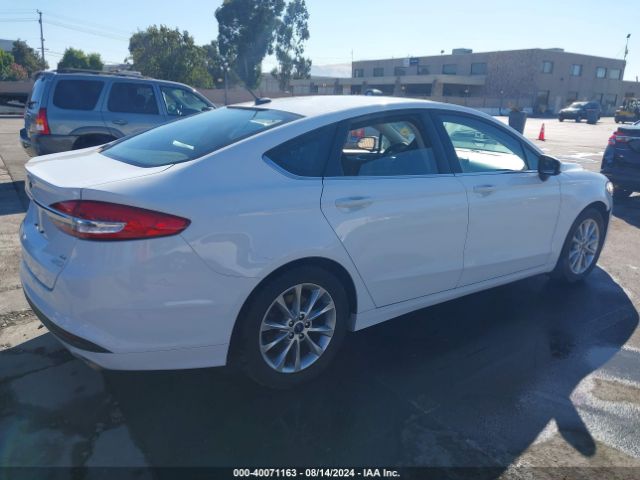 Photo 3 VIN: 3FA6P0HD9HR277423 - FORD FUSION 