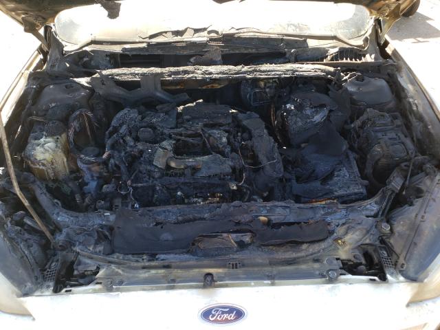 Photo 6 VIN: 3FA6P0HD9HR294500 - FORD FUSION SE 