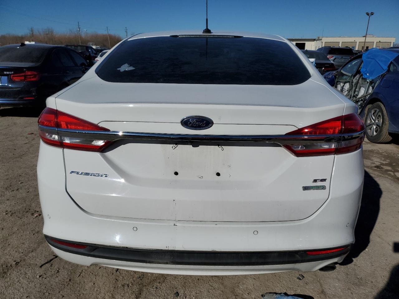 Photo 5 VIN: 3FA6P0HD9HR335871 - FORD FUSION 