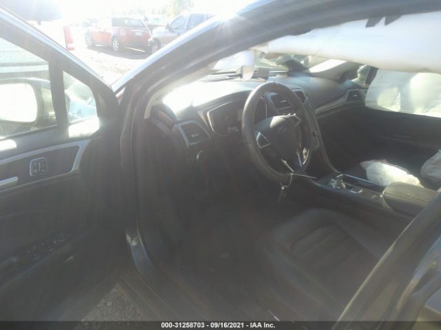 Photo 4 VIN: 3FA6P0HD9HR340830 - FORD FUSION 