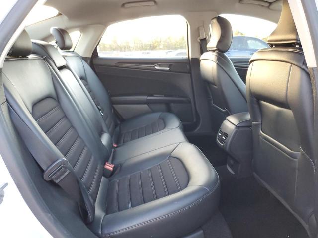 Photo 9 VIN: 3FA6P0HD9JR143100 - FORD FUSION SE 