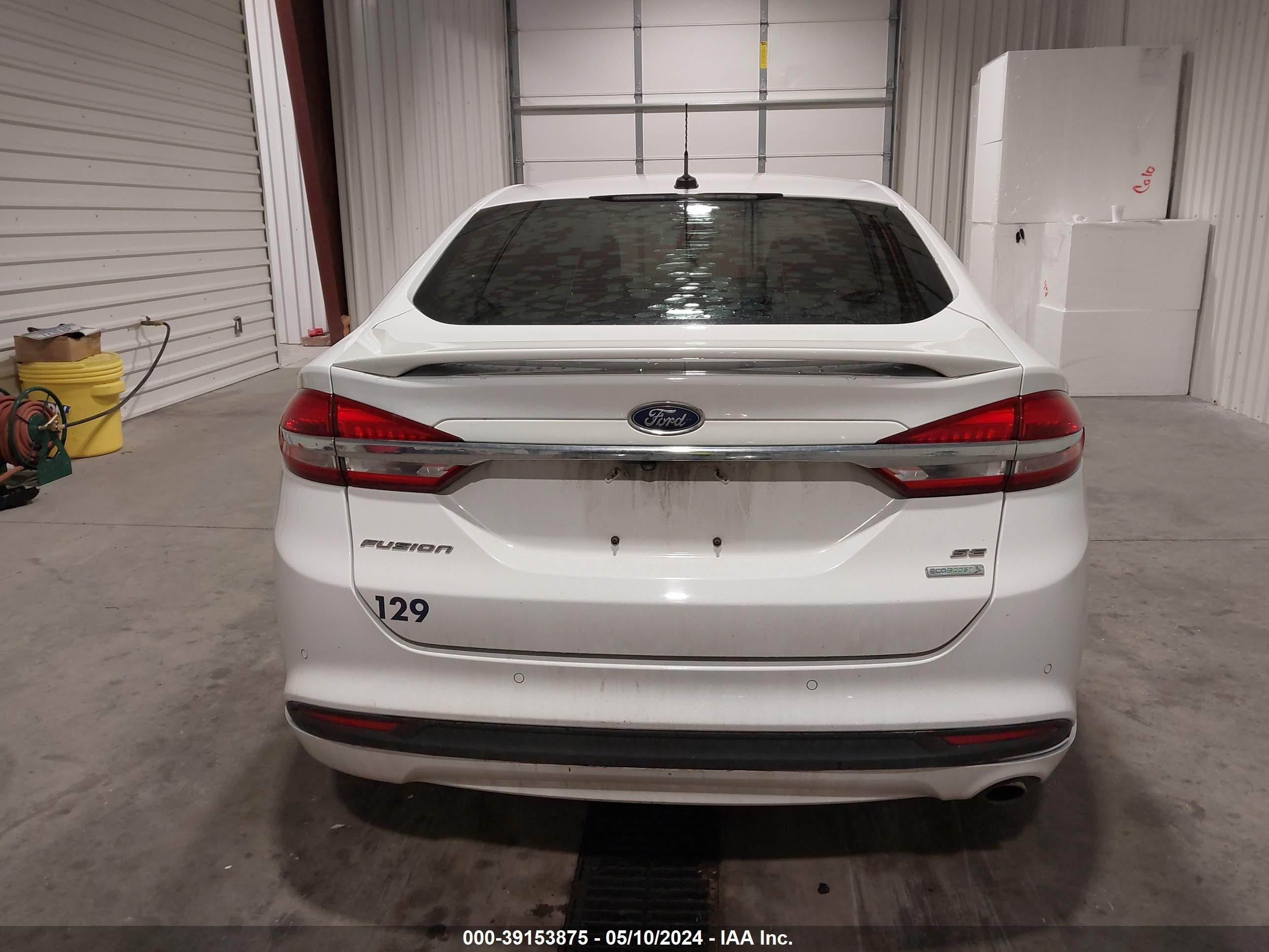 Photo 15 VIN: 3FA6P0HD9JR180793 - FORD FUSION 