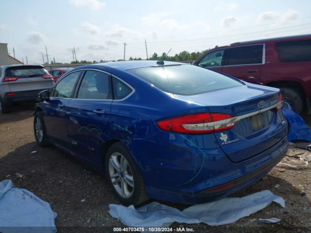 Photo 2 VIN: 3FA6P0HD9JR202422 - FORD FUSION 