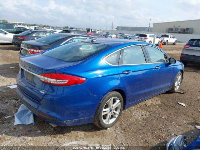 Photo 3 VIN: 3FA6P0HD9JR202422 - FORD FUSION 