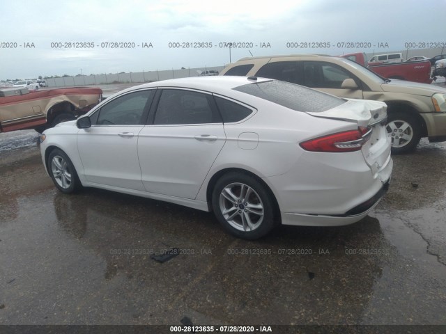 Photo 2 VIN: 3FA6P0HD9JR231807 - FORD FUSION 