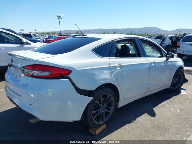 Photo 3 VIN: 3FA6P0HD9JR267903 - FORD FUSION 