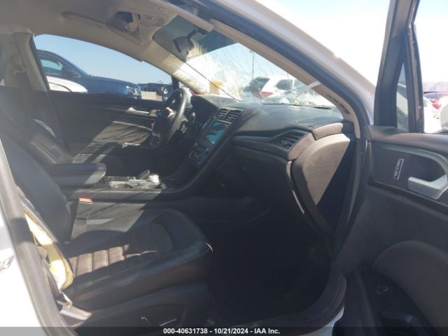 Photo 4 VIN: 3FA6P0HD9JR267903 - FORD FUSION 