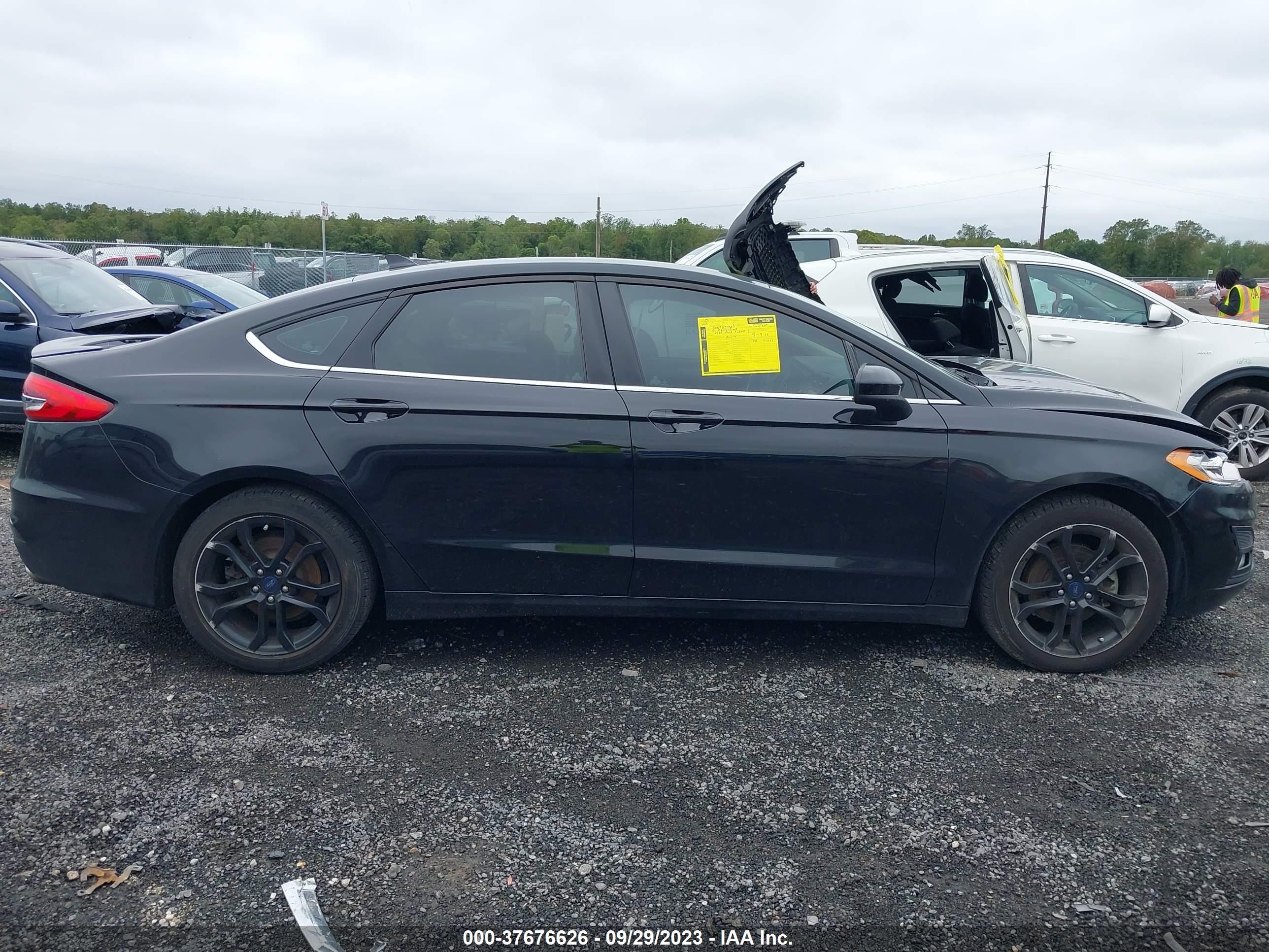 Photo 12 VIN: 3FA6P0HD9LR161762 - FORD FUSION 