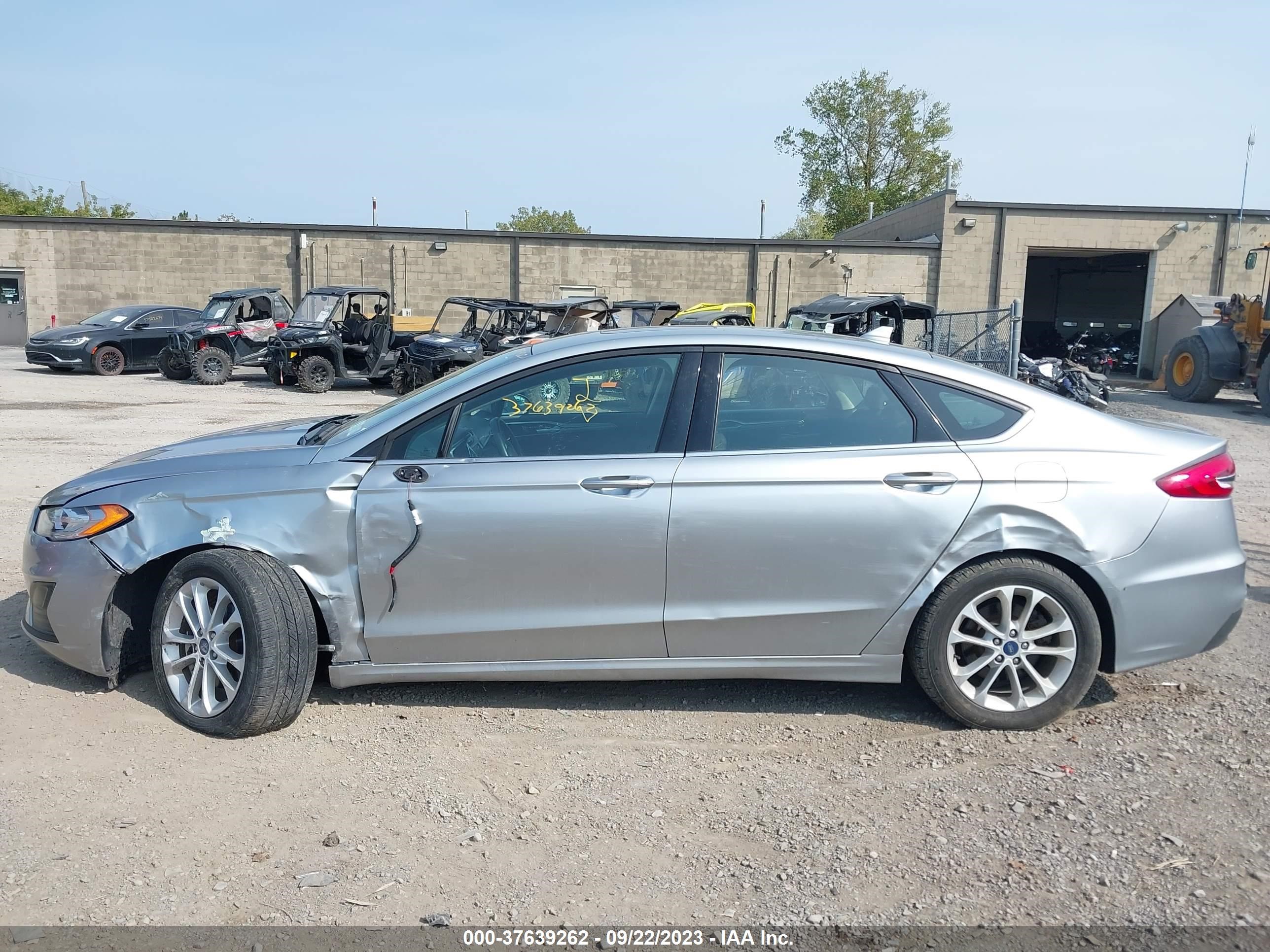 Photo 13 VIN: 3FA6P0HD9LR201192 - FORD FUSION 