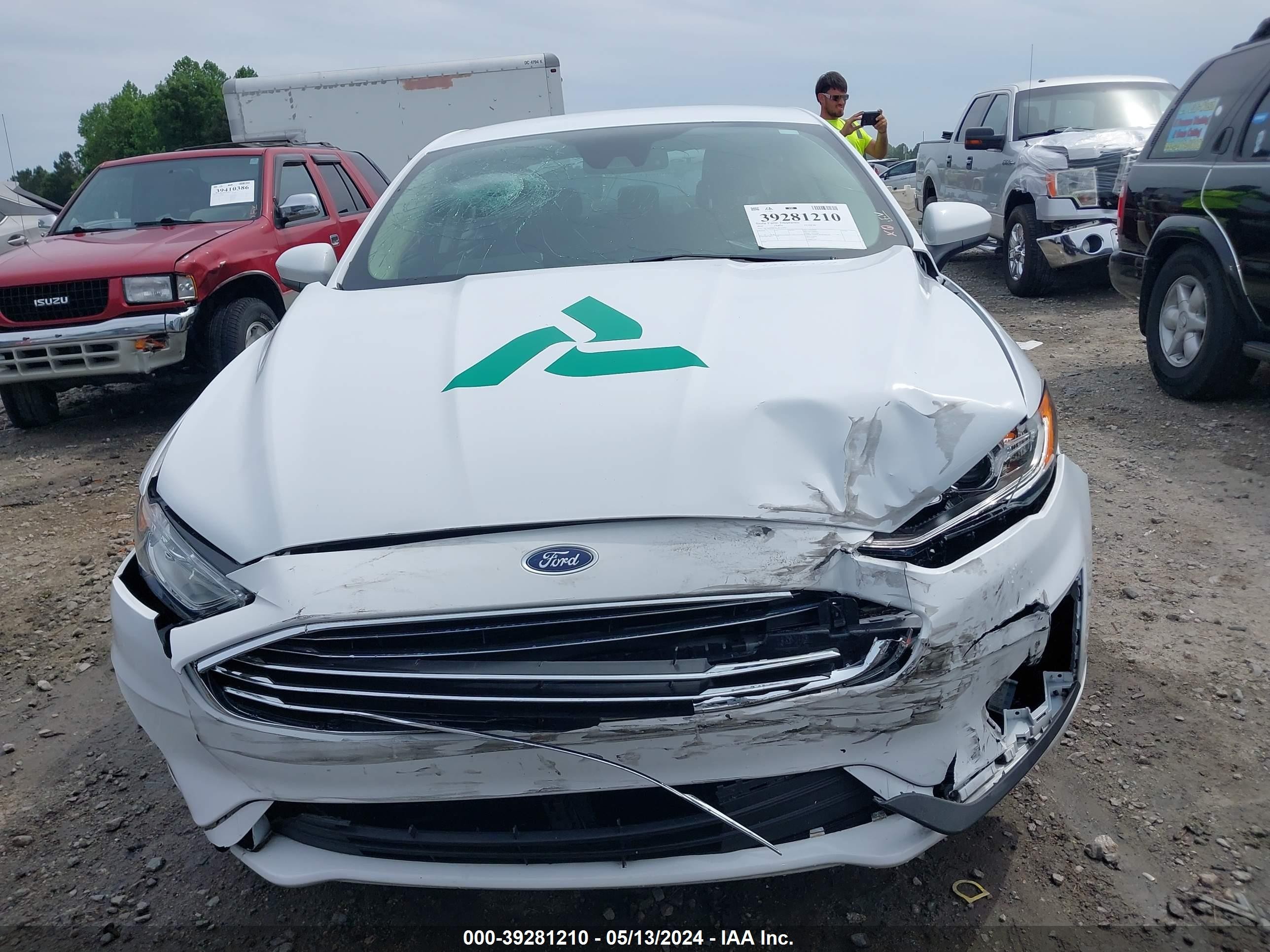 Photo 11 VIN: 3FA6P0HD9LR236203 - FORD FUSION 