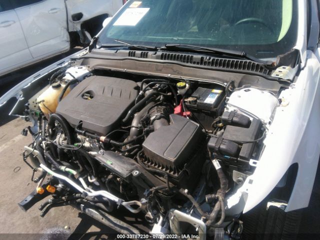 Photo 9 VIN: 3FA6P0HDXFR139032 - FORD FUSION 