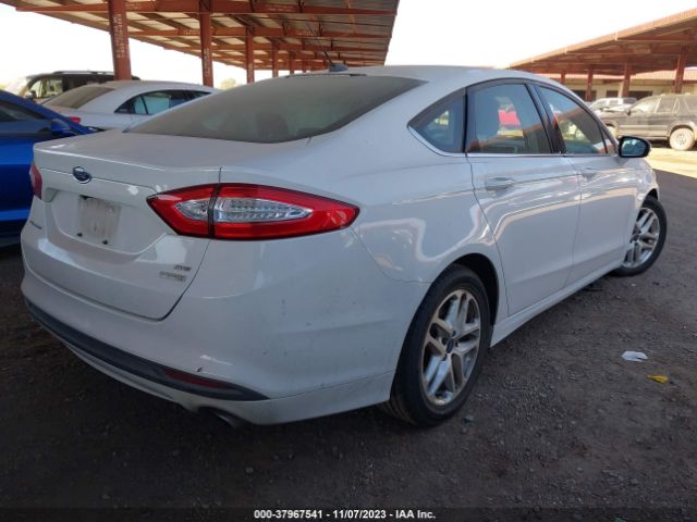 Photo 3 VIN: 3FA6P0HDXFR239082 - FORD FUSION 