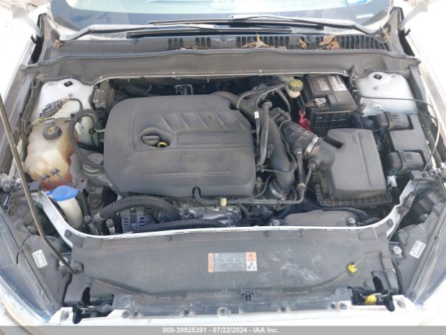 Photo 9 VIN: 3FA6P0HDXFR283292 - FORD FUSION 