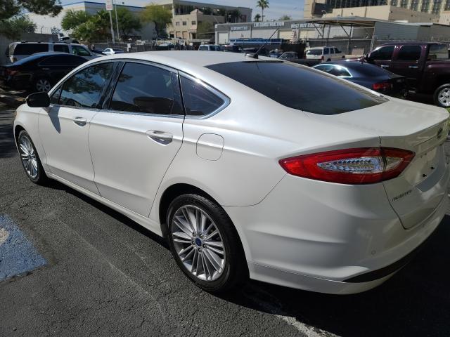 Photo 2 VIN: 3FA6P0HDXGR247362 - FORD FUSION SE 