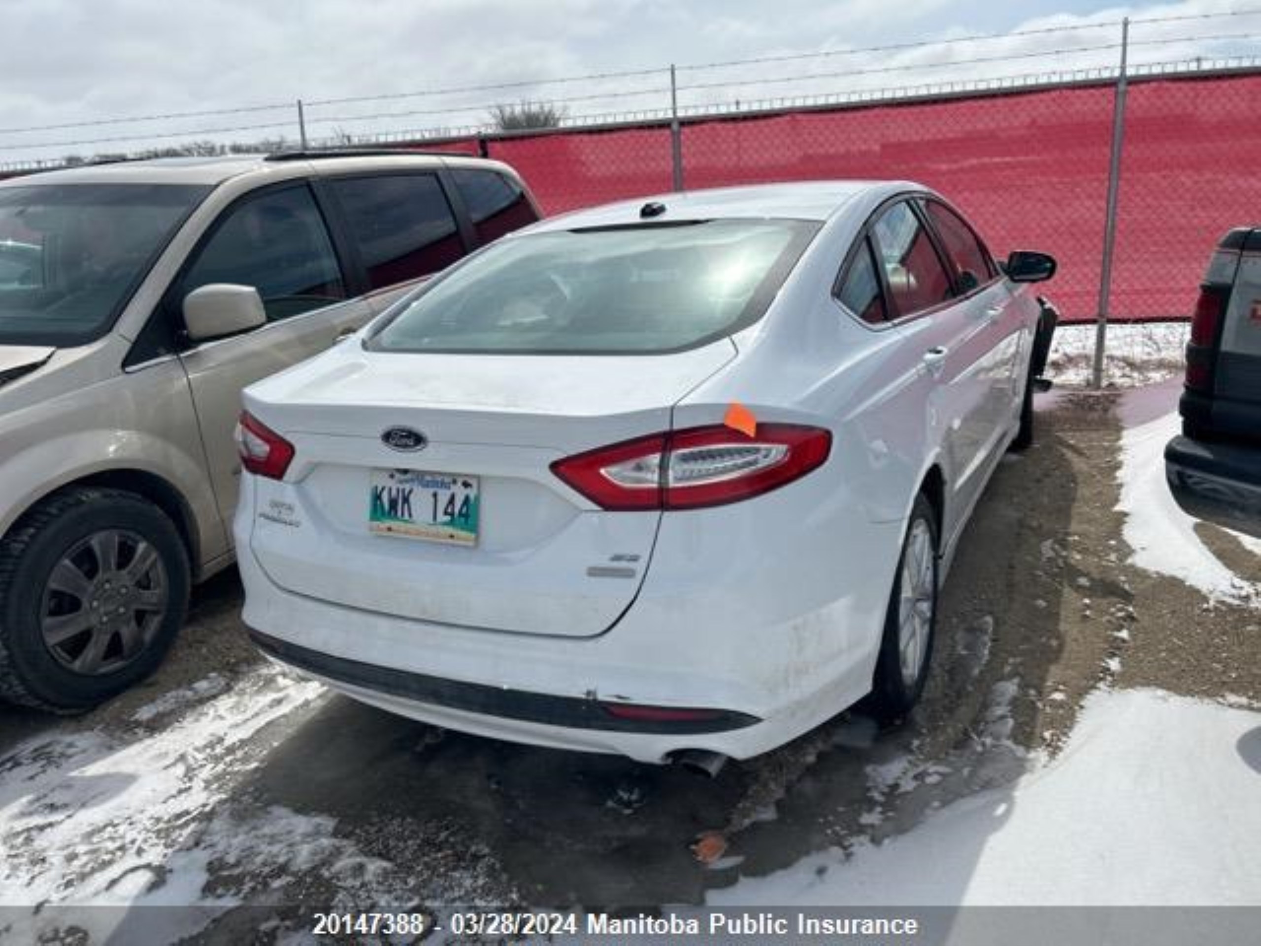 Photo 2 VIN: 3FA6P0HDXGR347302 - FORD FUSION 