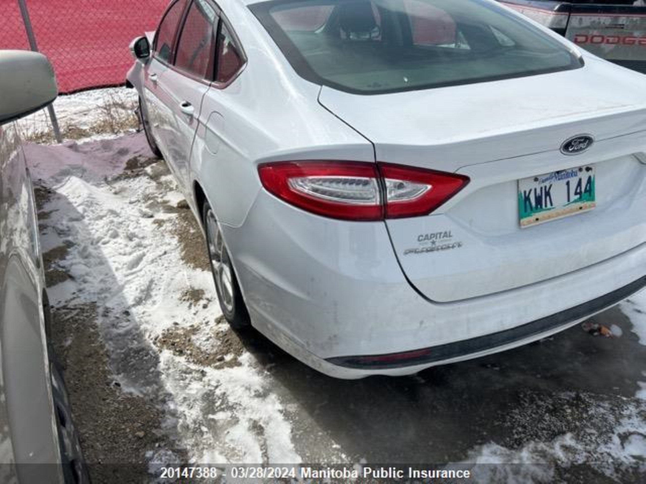 Photo 3 VIN: 3FA6P0HDXGR347302 - FORD FUSION 