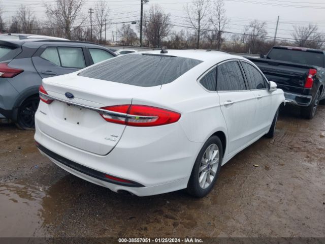 Photo 3 VIN: 3FA6P0HDXHR113291 - FORD FUSION 