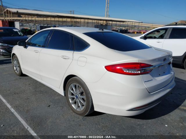 Photo 2 VIN: 3FA6P0HDXHR158019 - FORD FUSION 