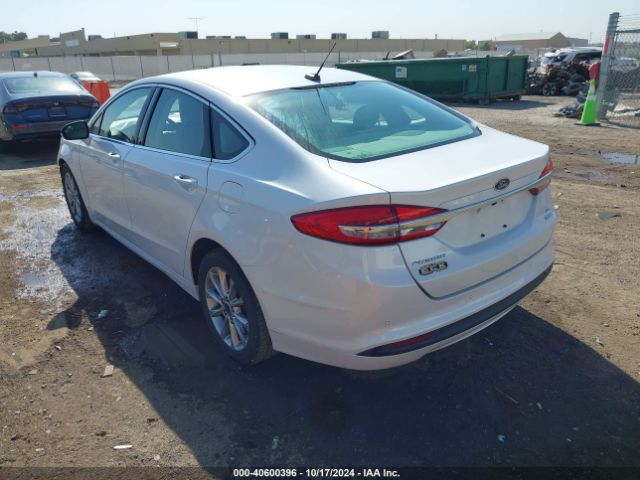 Photo 2 VIN: 3FA6P0HDXHR186984 - FORD FUSION 