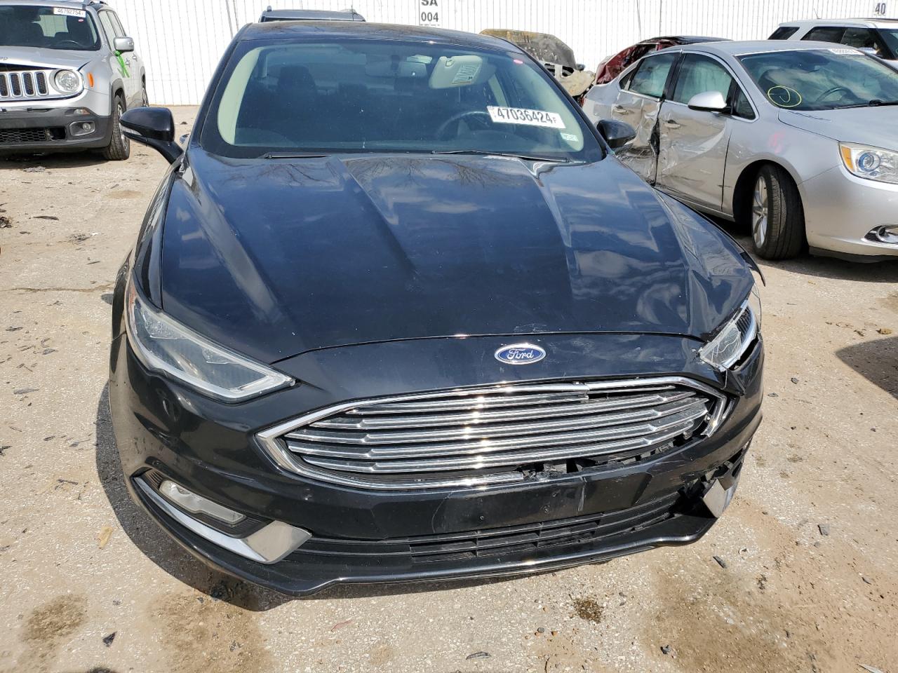 Photo 4 VIN: 3FA6P0HDXHR395500 - FORD FUSION 