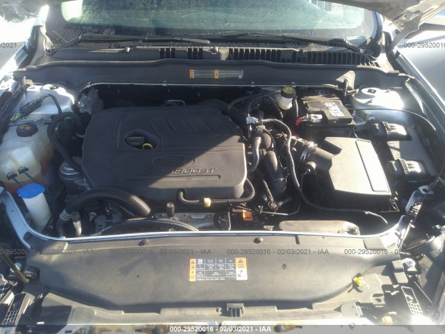 Photo 9 VIN: 3FA6P0HDXJR200663 - FORD FUSION 