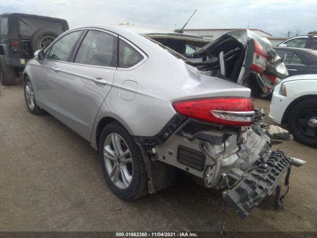 Photo 2 VIN: 3FA6P0HDXJR223845 - FORD FUSION 