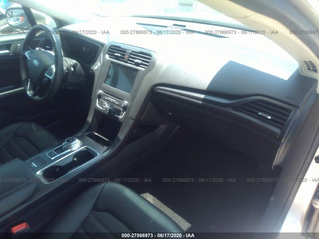 Photo 4 VIN: 3FA6P0HDXJR245781 - FORD FUSION 