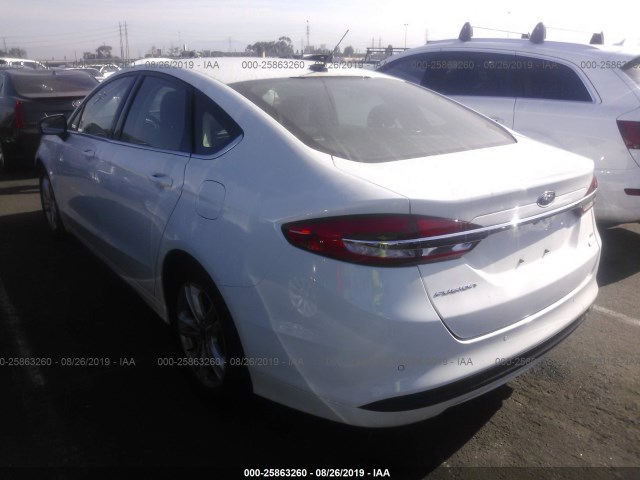 Photo 2 VIN: 3FA6P0HDXJR285262 - FORD FUSION 