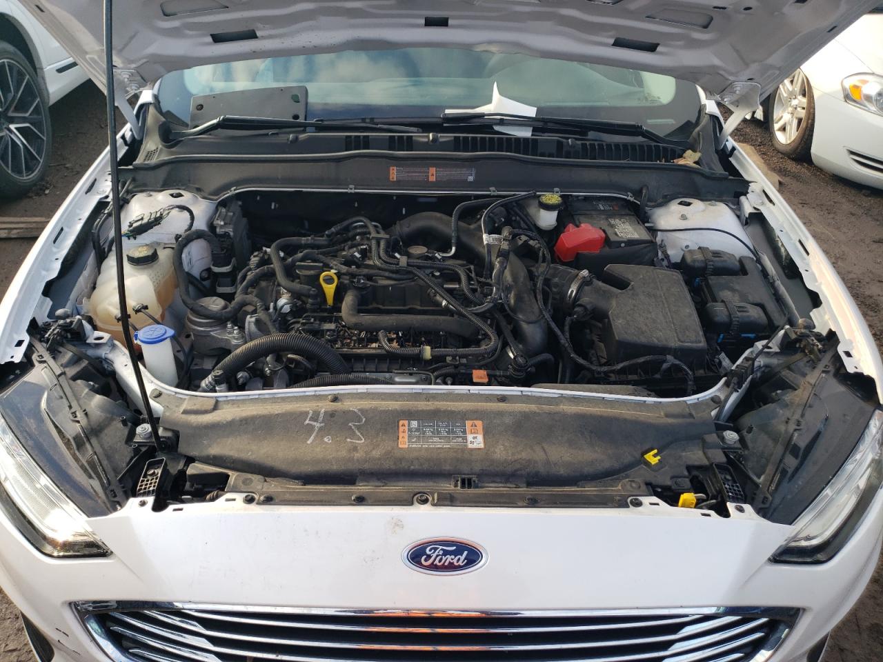 Photo 10 VIN: 3FA6P0HDXKR163745 - FORD FUSION 