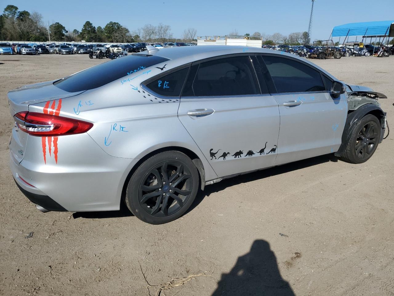 Photo 2 VIN: 3FA6P0HDXKR213639 - FORD FUSION 