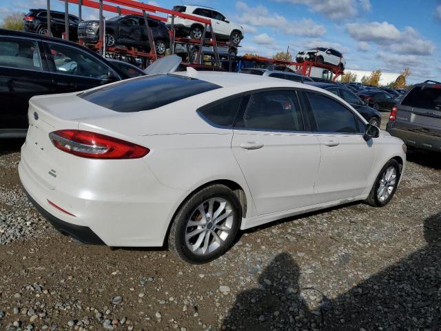 Photo 2 VIN: 3FA6P0HDXLR120038 - FORD FUSION SE 