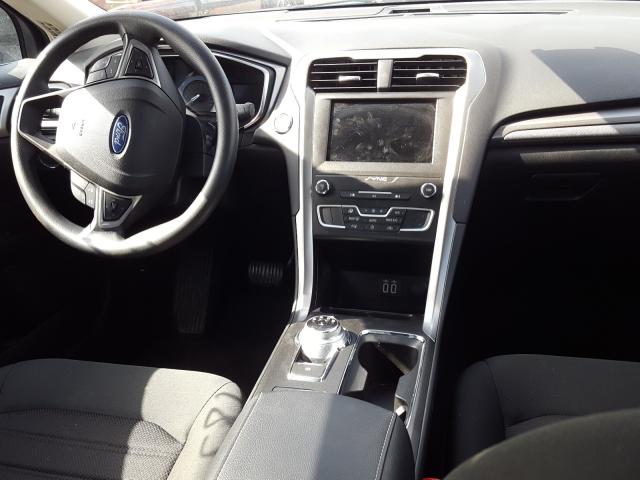 Photo 8 VIN: 3FA6P0HDXLR135946 - FORD FUSION SE 