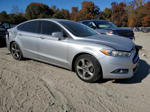 Photo 3 VIN: 3FA6P0HR0DR120837 - FORD FUSION SE 